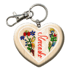 Drevená kľúčenka