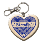 Drevená kľúčenka