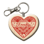 Drevená kľúčenka