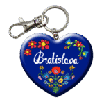 Drevená kľúčenka