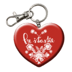 Drevená kľúčenka