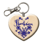 Drevená kľúčenka