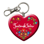 Drevená kľúčenka