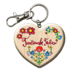 Drevená kľúčenka