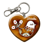 Drevená kľúčenka