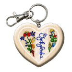 Drevená kľúčenka