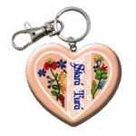 Drevená kľúčenka