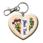 Drevená kľúčenka