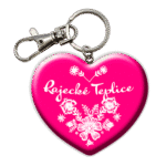 Drevená kľúčenka