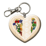 Drevená kľúčenka