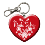 Drevená kľúčenka