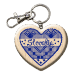 Drevená kľúčenka