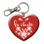 Drevená kľúčenka