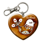 Drevená kľúčenka