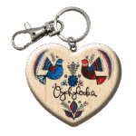 Drevená kľúčenka