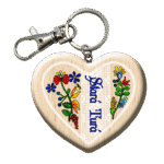 Drevená kľúčenka