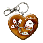 Drevená kľúčenka