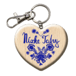 Drevená kľúčenka